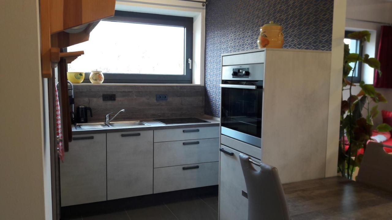 Schmölln Apartment Am Eck מראה חיצוני תמונה